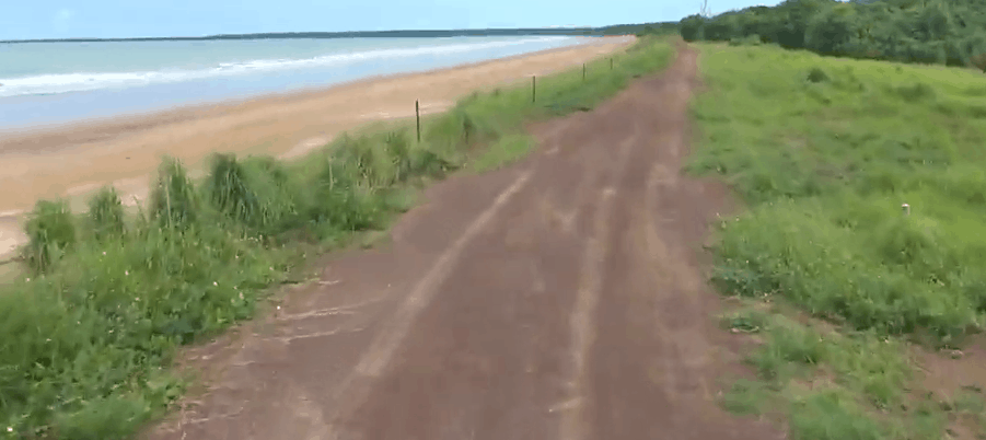 Gunn Point dirt bike riding near Darwin