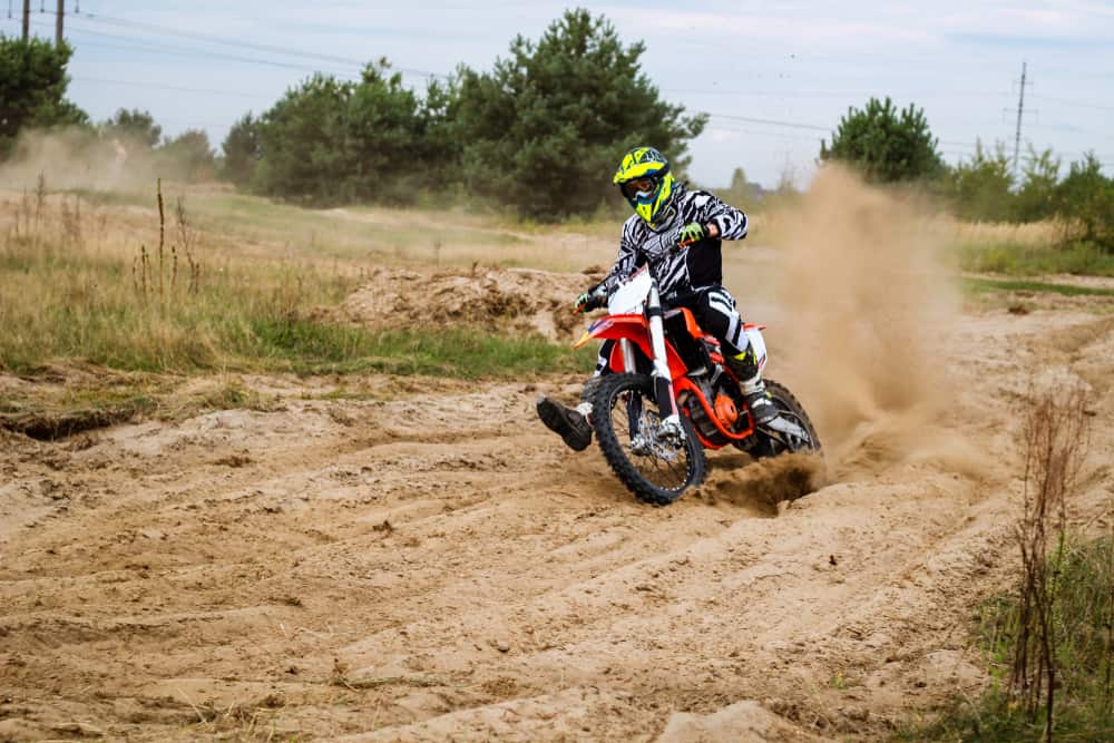12 Best Dirt Bike Trails in Michigan To Explore on 2-Wheels - Frontaer
