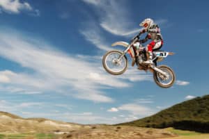 Dirt Bike Jumping: How to Jump like a Boss - Frontaer